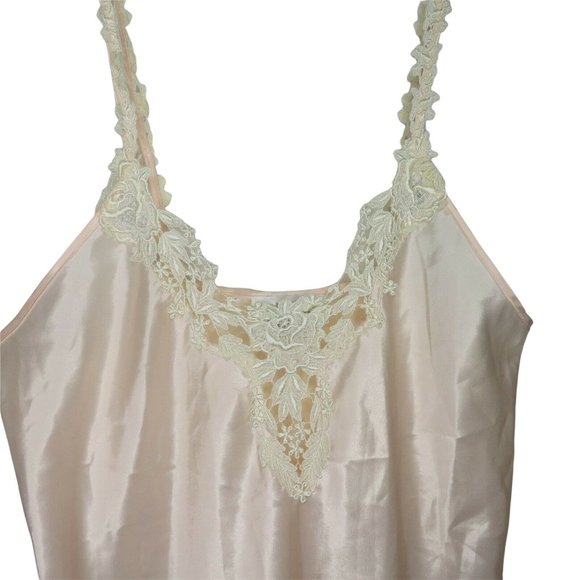 Vintage Dentelle Nightgown S Peach Pink Lace Trim Satin Polyester Made in USA - Picture 10 of 10